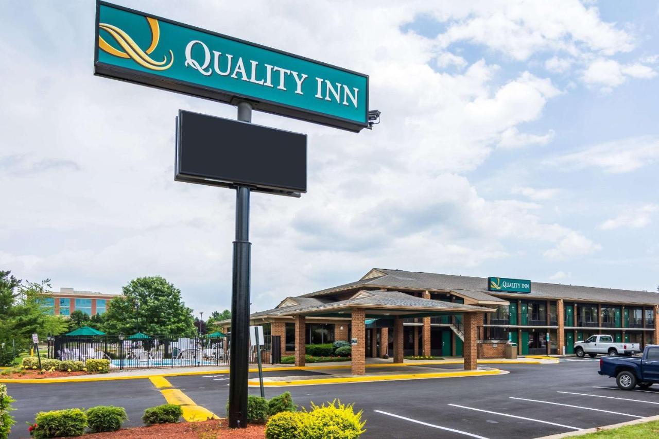 מנסאס Quality Inn מראה חיצוני תמונה